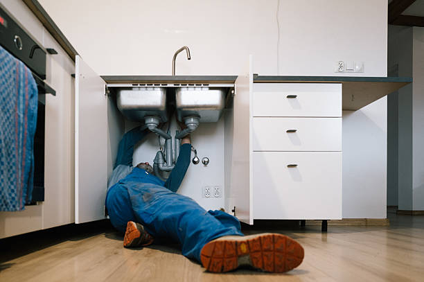 Professional Drain Cleaning technician working in Newburgh, IN